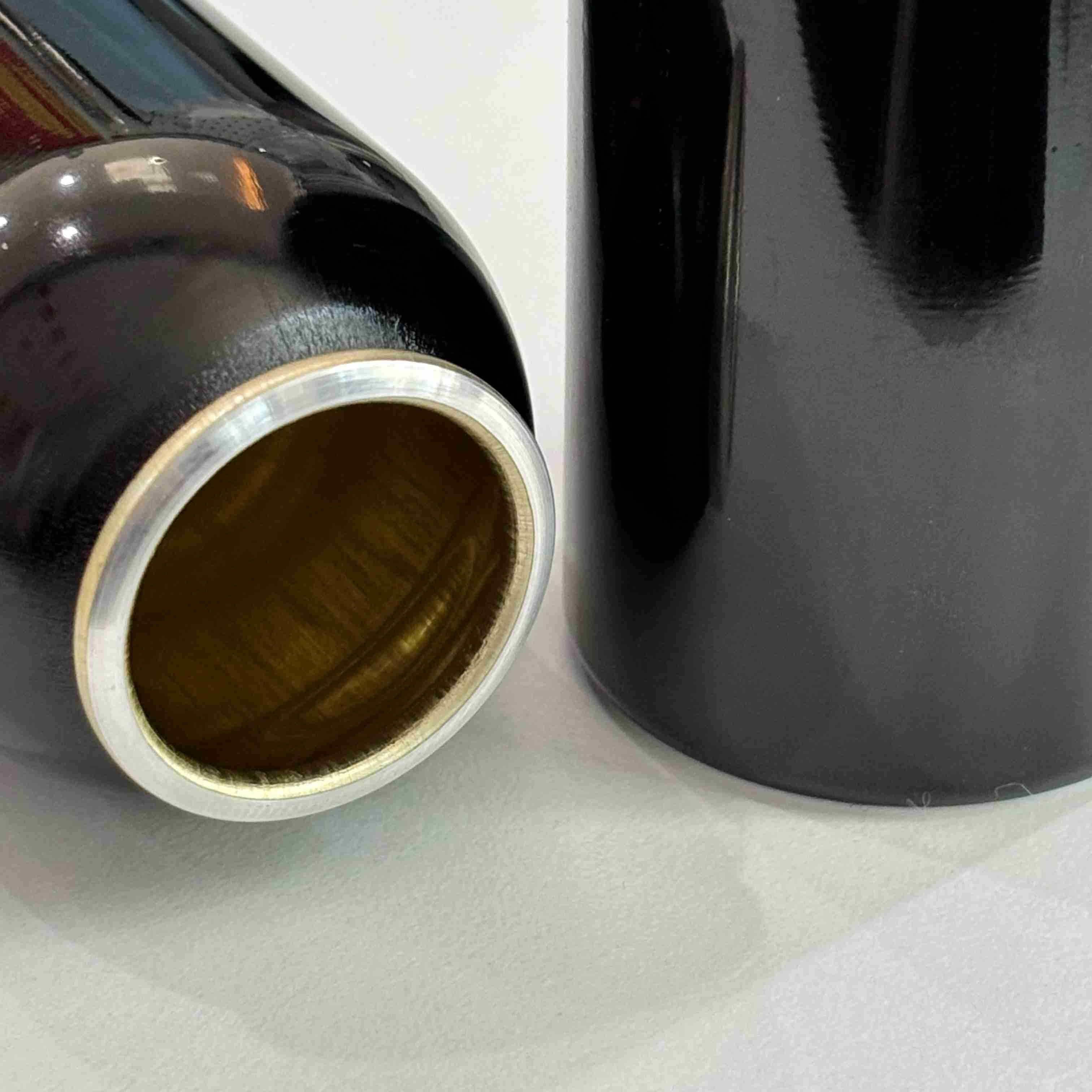 aluminum aerosol can